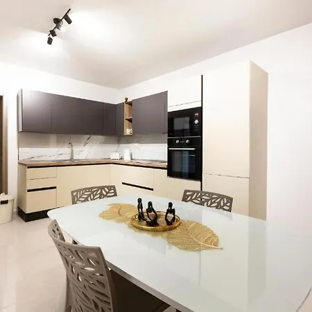 The Residences Close To Marina & Promenade By 360 Estates *