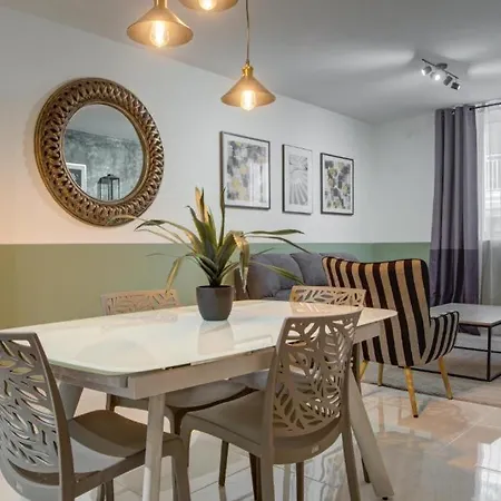 The Residences Close To Marina & Promenade By 360 Estates