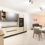 The Residences Close To Marina & Promenade By 360 Estates Apartment