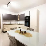 The Residences Close To Marina & Promenade By 360 Estates *
