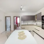 Apartment The Residences Close To Marina & Promenade By 360 Estates *